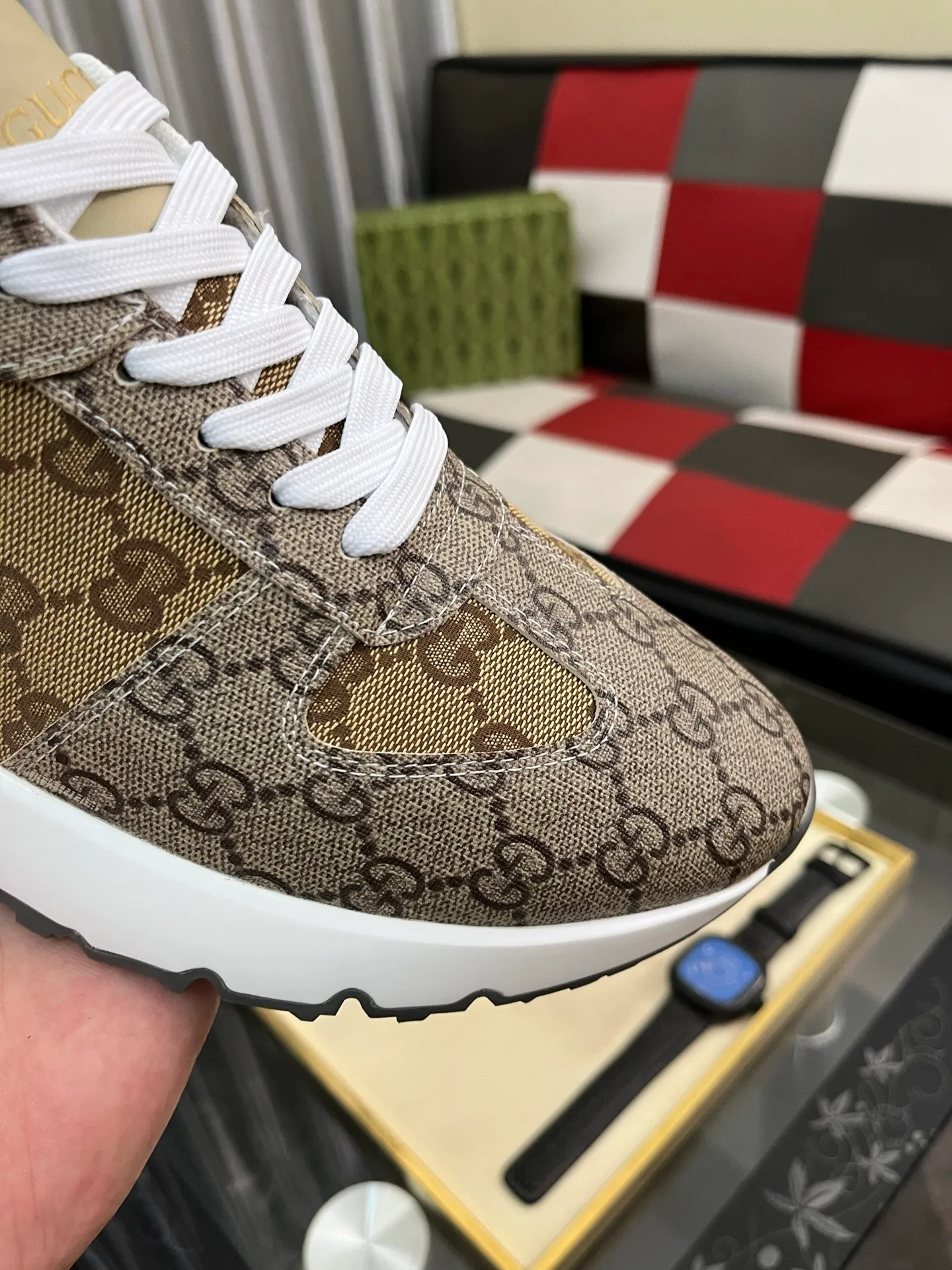 Men's shoes 💰438⌚️⌚️Gucci •Gucci original quality.~ Unique modern style sneakers. 🏃A must-have casual shoe for trendy men😍😍 Original brand imported from Italy, imported original leather, sheep lining (refuses to discolor and grind feet) Sole: Original sole provided by the original factory, French lazy style design ⚠️Fit to the feet, original quality, super comfortable original sole. Just like shooting the real thing 🎬The real thing is better, code number: 38-443️⃣colors available